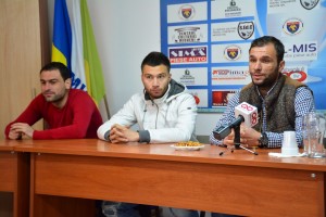 De la stânga la dreapta: Fundaș, Bogdan Stoica, mijlocaș, Alexandru Răuță, tehnician secund, Mihai Olteanu.
