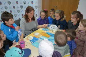 porti-deschise-centrul-cultural-mioveni-8-aprilie (8)